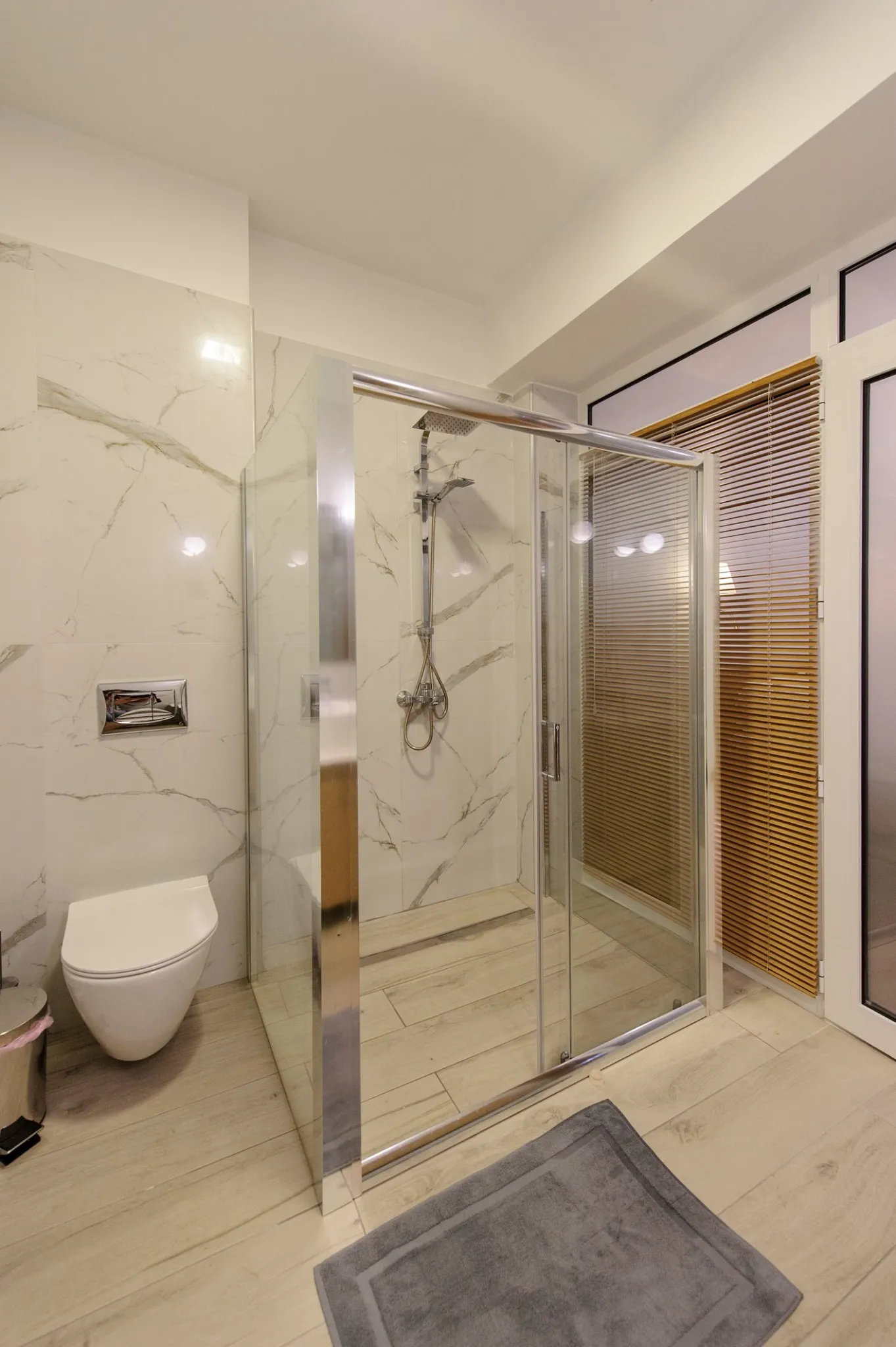 Ευρύχωρο Διαμέρισμα στο Κέντρο της Πάργας