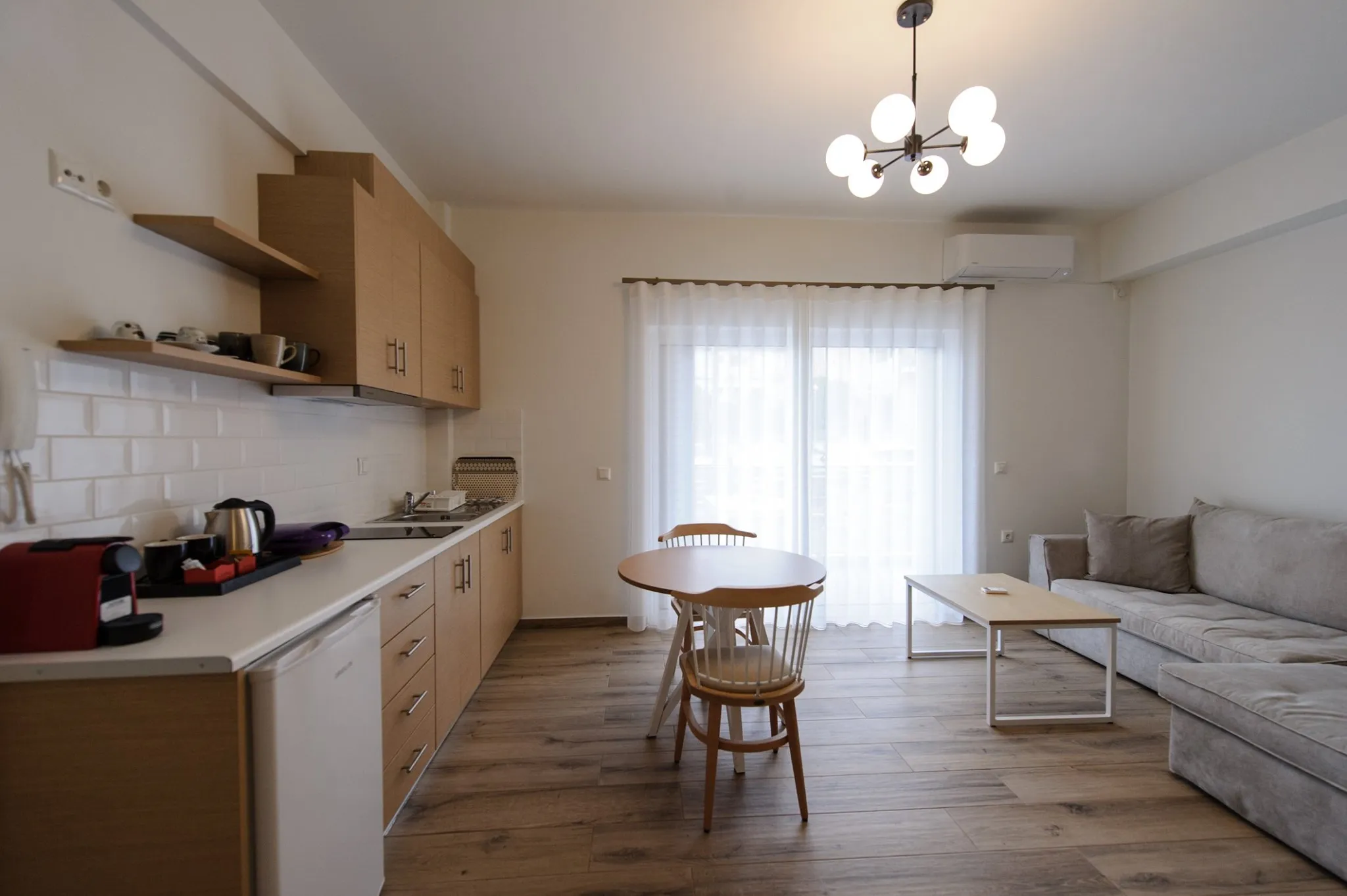 Ευρύχωρο Διαμέρισμα στο Κέντρο της Πάργας